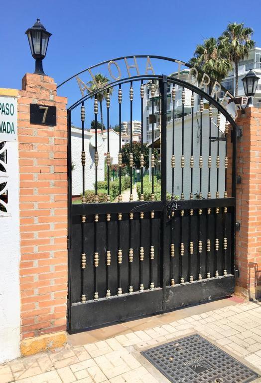 Апартаменти Arpa De Treboles - Carihuela Views! Торремолінос Екстер'єр фото