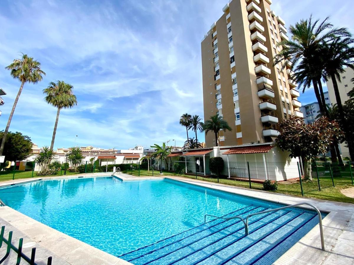 Апартаменти Arpa De Treboles - Carihuela Views! Торремолінос Екстер'єр фото