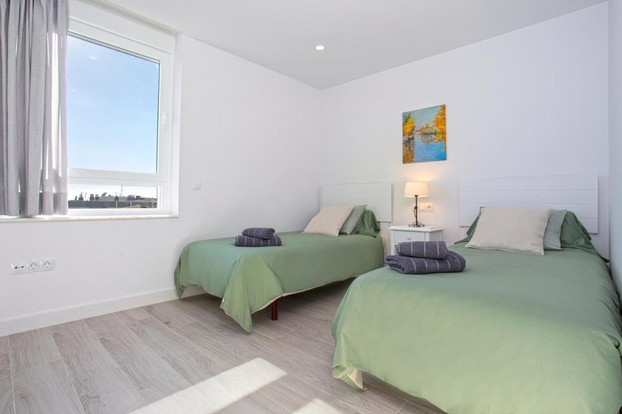 Апартаменти Arpa De Treboles - Carihuela Views! Торремолінос Екстер'єр фото
